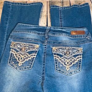 Wallflower Jeans Womens 9 Blue Pants Denim Low Rise Stretch Bootcut 29 x 32